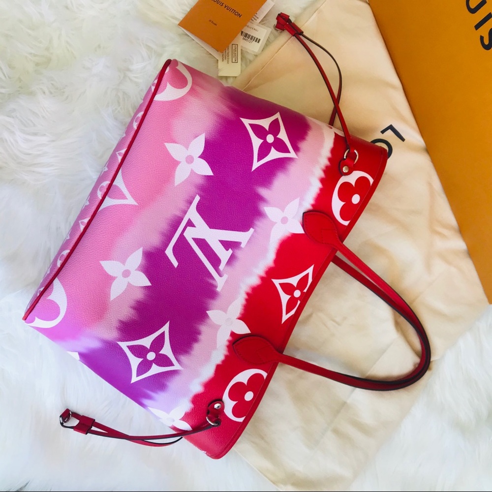 SOLD 🥰 Louis Vuitton ESCALE Neverfull RED - Picture 1 of 16